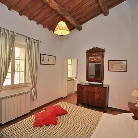 Il Pero Di Cetinale Hotel apartamentowy *